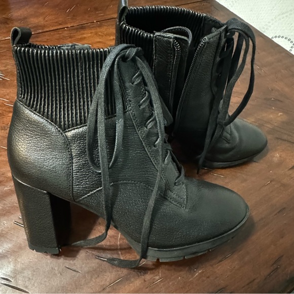 NWOB Corso Como Rhymer Laced Ankle Boot - Picture 3 of 7